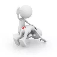 выгнал девушку из дома